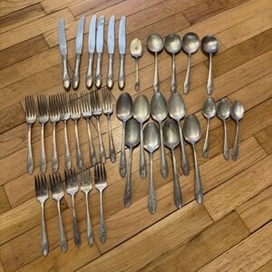 Vintage Queen Bess Onieda Silverware Set 35 Piece Flatware Utensils Dining Tudor